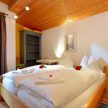 度假居 Haus Romantica - By Nv-appartements 蒂罗尔-基希贝格